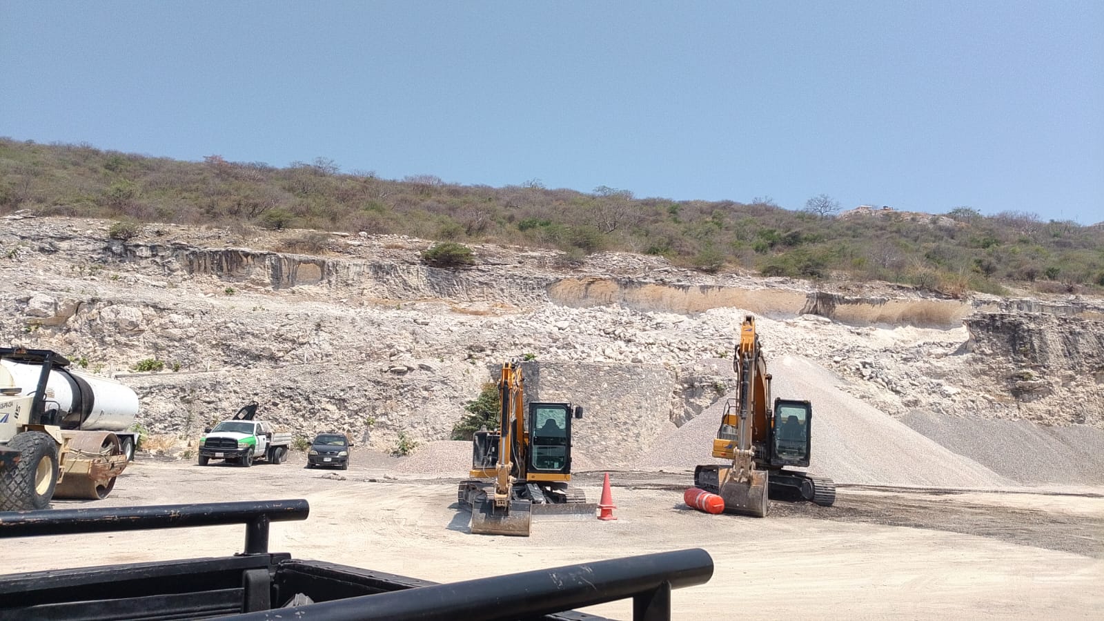 Preparación de una plataforma de construcción con maquinaria